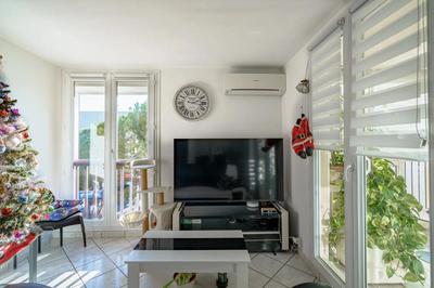 Appartement - 79 m² - 4 pièces