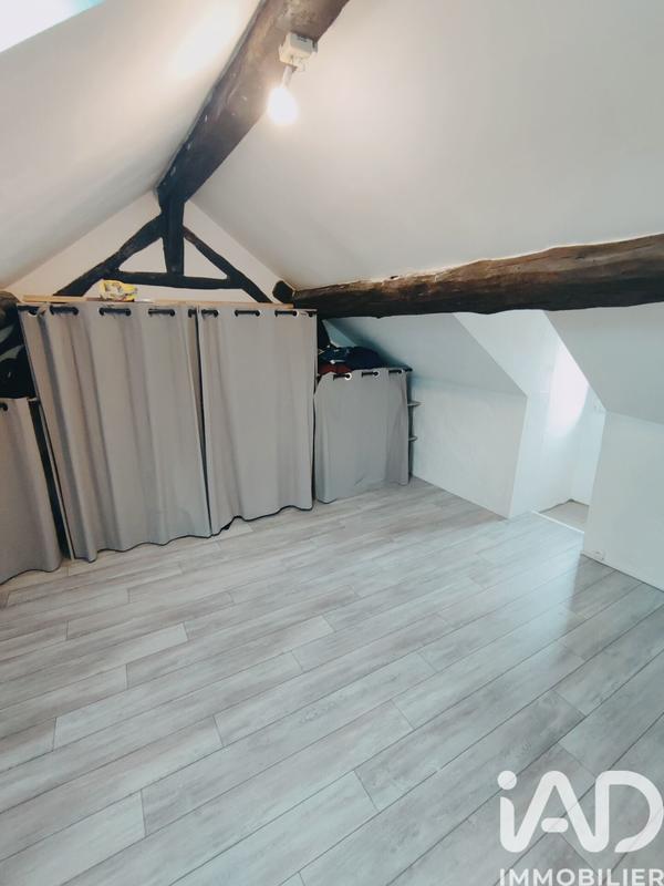 Maison - 95 m² - 5 pièces