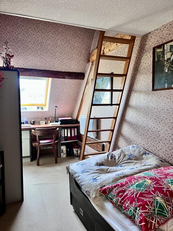 Maison - 200 m² - 7 pièces