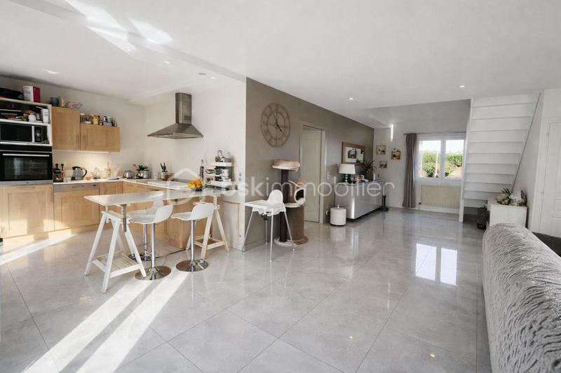 Maison - 133 m² - 6 pièces