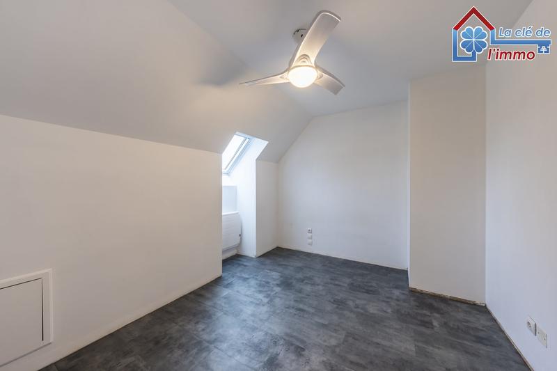 Maison traditionnelle - 80 m² - 5 pièces