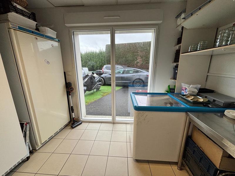 Local commercial - 105 m²