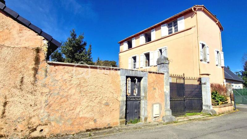 Maison de village - 142 m² - 8 pièces