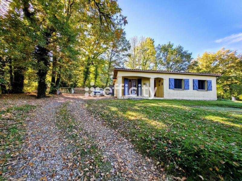 Maison - 95 m² - 5 pièces