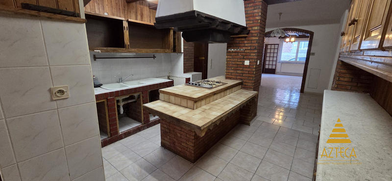 Maison - 96 m² - 5 pièces