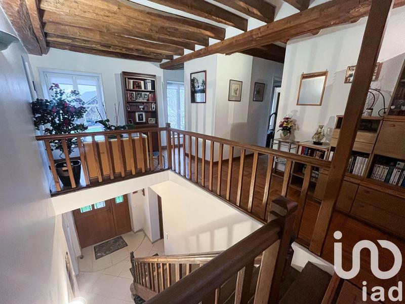 Maison - 279 m² - 10 pièces