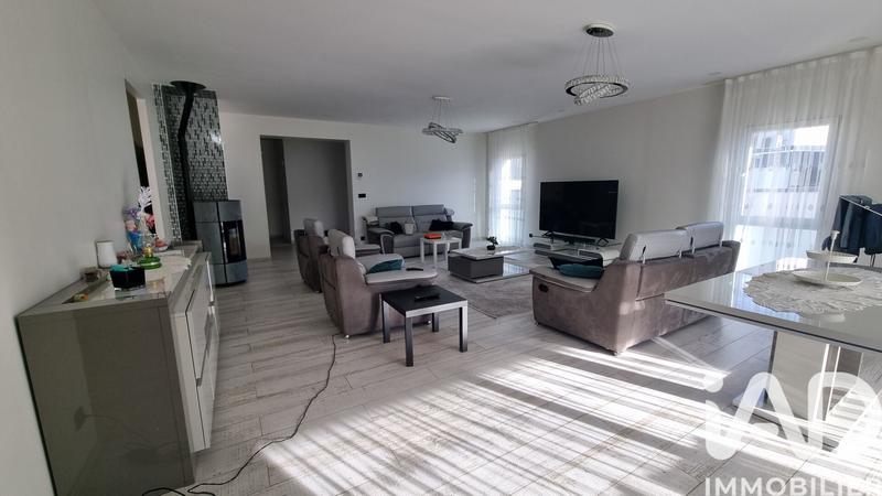 Maison - 148 m² - 6 pièces