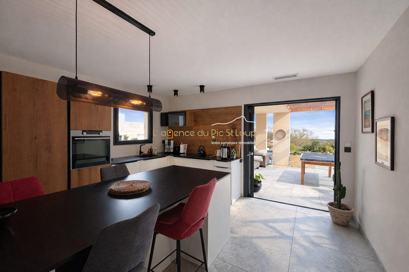 Villa - 155 m² - 4 pièces