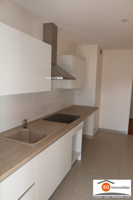 Appartement - 77 m² - 3 pièces