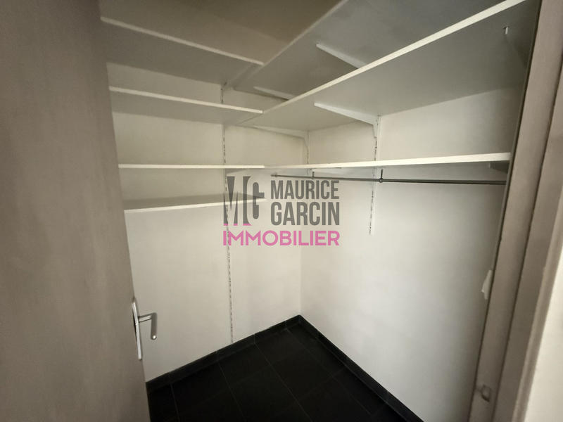 Appartement - 77 m² - 4 pièces