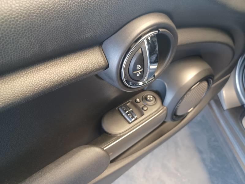 Mini Mini Hatch 3 Portes Cooper 136 ch Edition Blackfriars