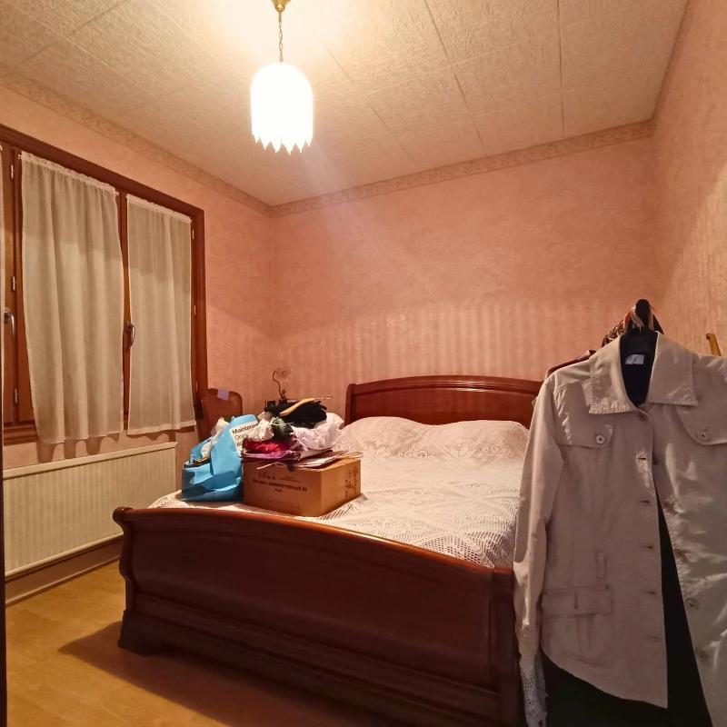 Maison - 104 m² - 5 pièces