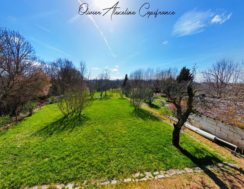 Maison - 500 m² - 16 pièces