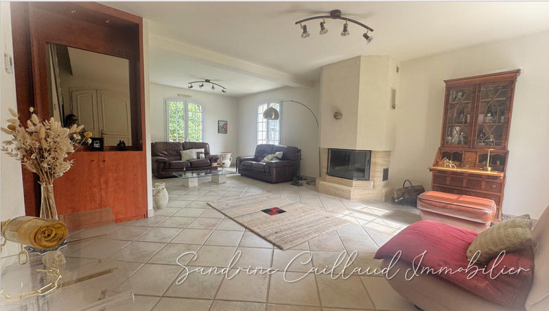 Maison - 165 m² - 6 pièces