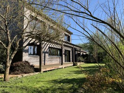 Villa - 264 m² - 7 pièces