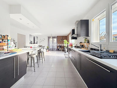 Maison - 120 m² - 6 pièces