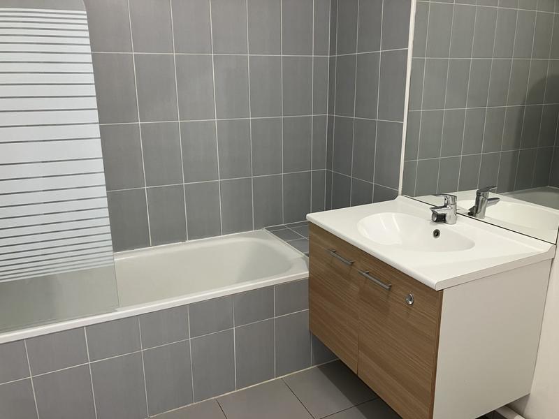 Appartement - 93 m² - 3 pièces