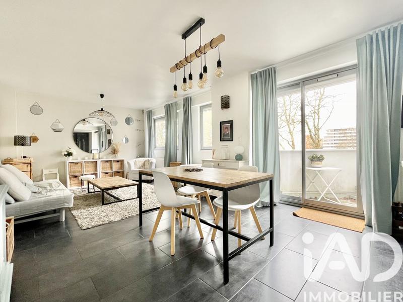 Appartement - 77 m² - 3 pièces