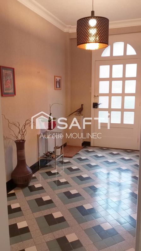 Maison - 143 m² - 6 pièces