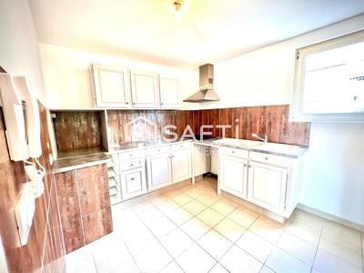 Maison - 140 m² - 7 pièces