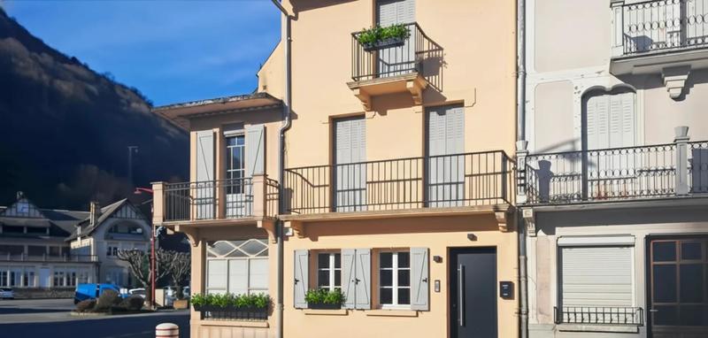 Maison - 99 m² - 16 pièces