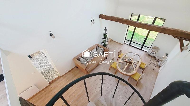 Maison - 245 m² - 7 pièces