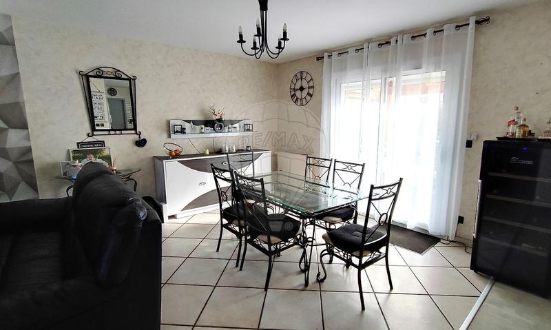 Maison - 165 m² - 8 pièces