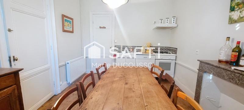 Maison - 286 m² - 13 pièces