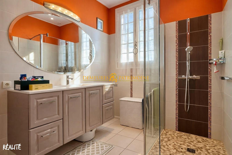 Maison - 162 m² - 5 pièces