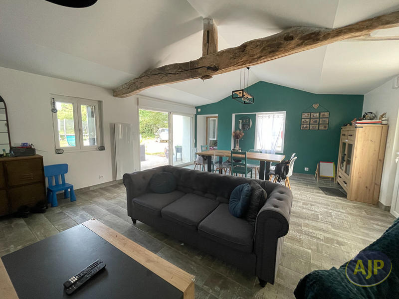 Maison - 111 m² - 5 pièces