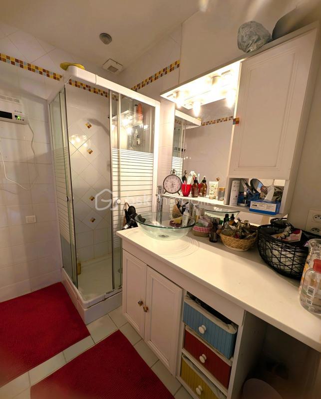 Demeure - 299 m² - 10 pièces