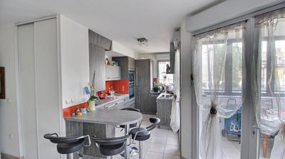 Appartement - 63 m² - 5 pièces