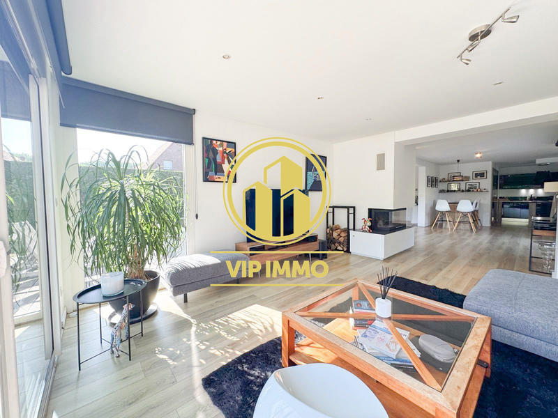 Maison - 141 m² - 5 pièces