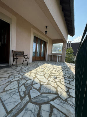 Maison - 85 m² - 4 pièces