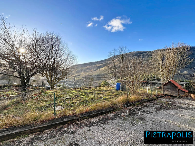 Maison - 268 m² - 10 pièces