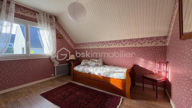 Maison traditionnelle - 132 m² - 7 pièces