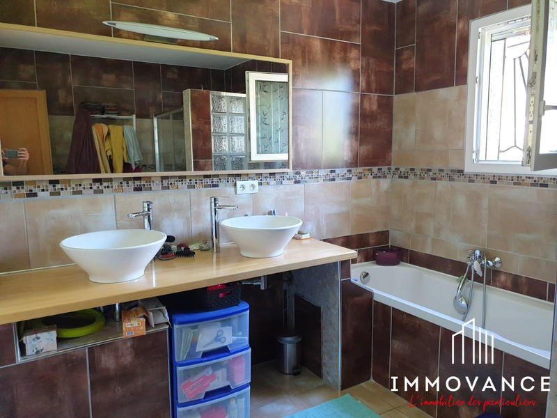 Villa - 120 m² - 6 pièces