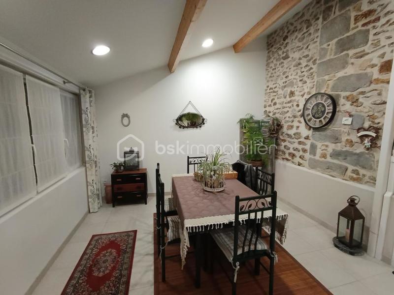 Maison de village - 181 m² - 5 pièces