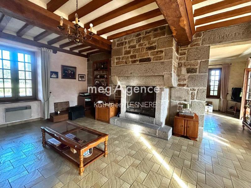 Maison - 200 m² - 7 pièces
