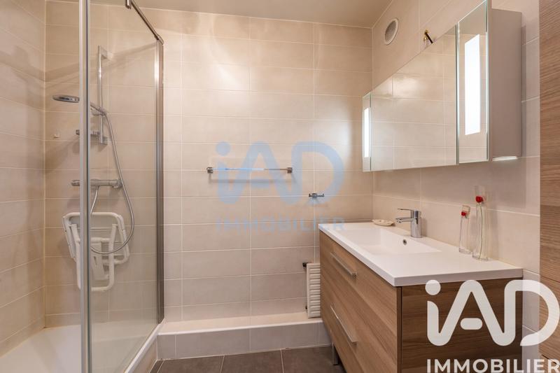 Appartement - 99 m² - 5 pièces