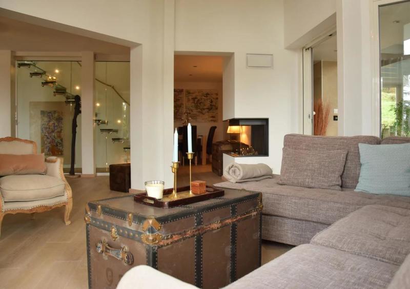 Propriété - 298 m² - 7 pièces