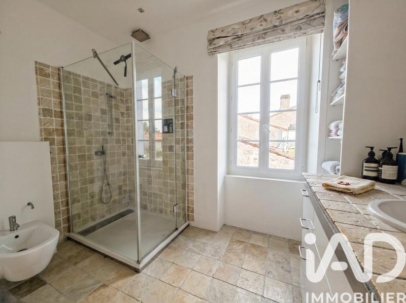 Maison - 135 m² - 5 pièces