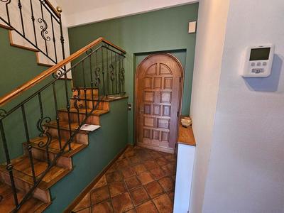 Maison - 152 m² - 9 pièces