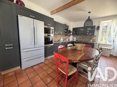Maison - 167 m² - 6 pièces