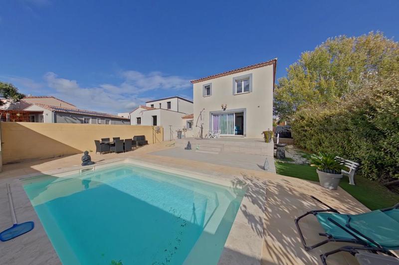 Villa - 92 m² - 4 pièces