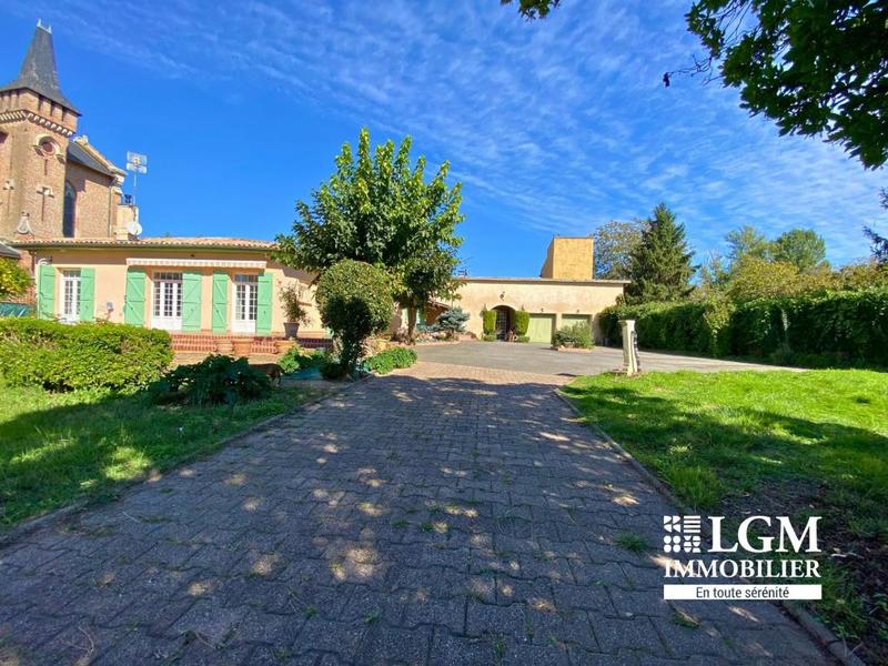 Maison - 206 m² - 7 pièces