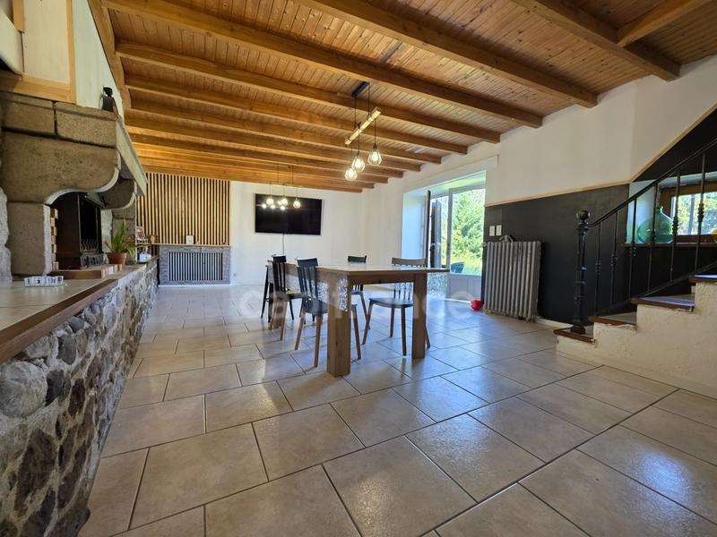 Maison - 158 m² - 5 pièces