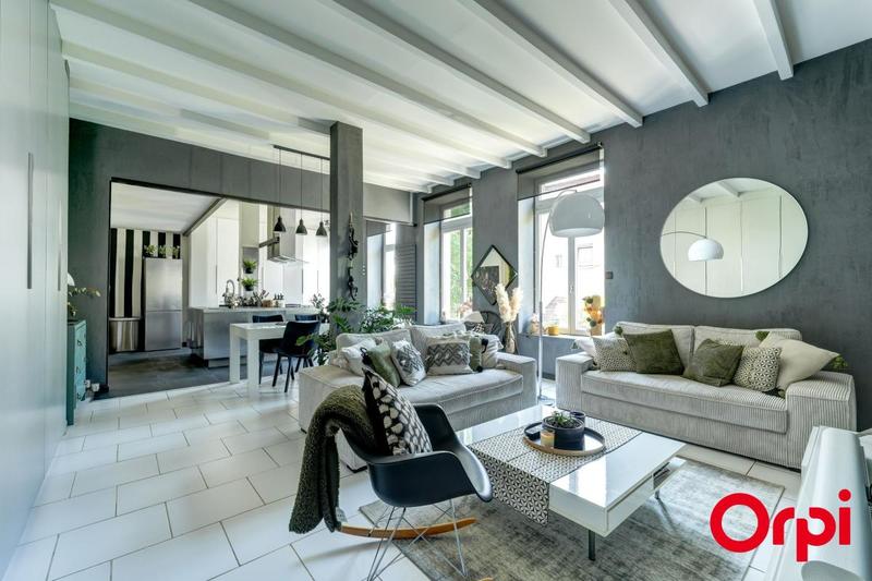 Appartement - 145 m² - 5 pièces