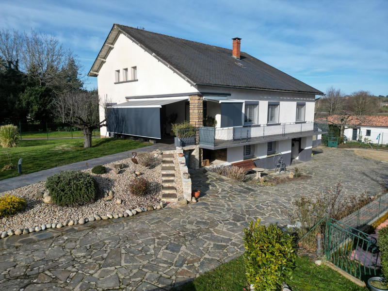 Maison - 148 m² - 6 pièces