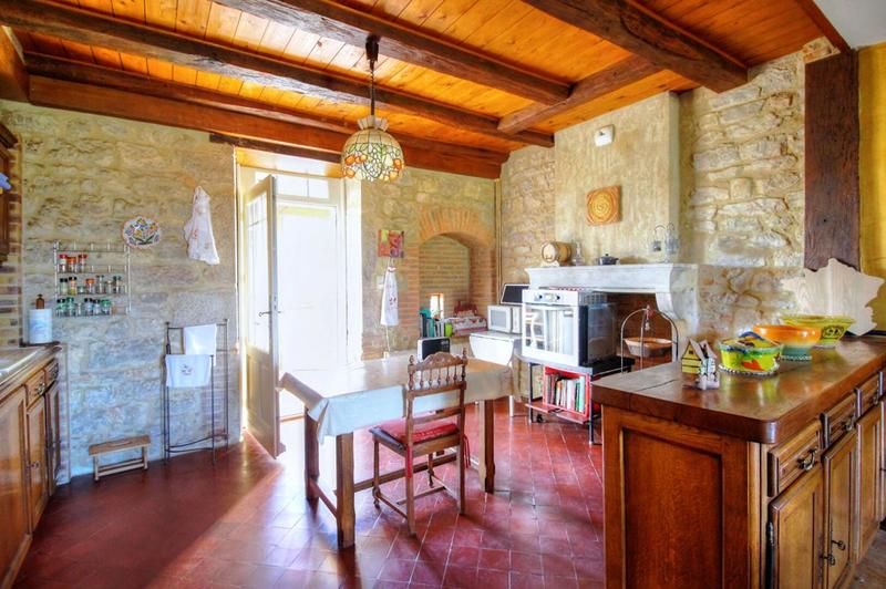 Maison de maîtres - 350 m² - 11 pièces
